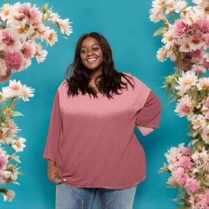 Livi Active  by Lane Bryant Peach Tunic Workout Top size 26/28